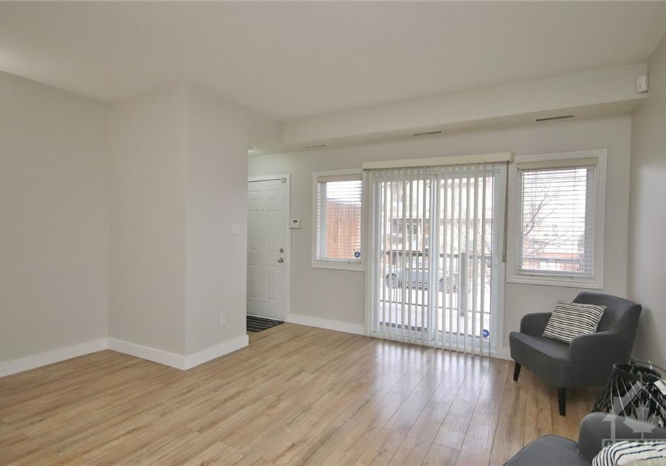 156-waterbridge-drive-ottawa-ontario-1221358