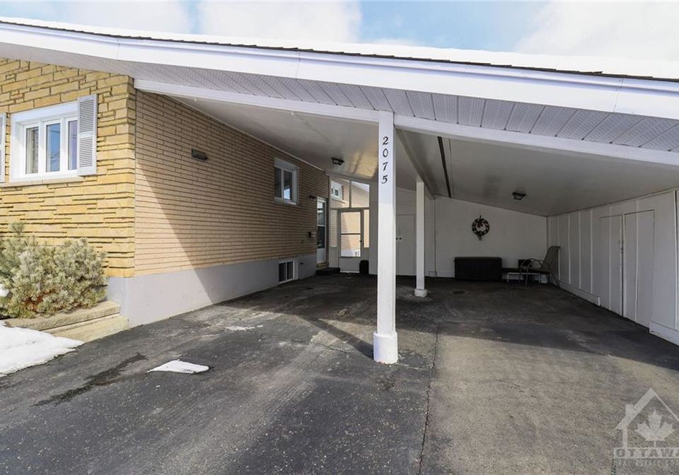 2075-balharrie-avenue-ottawa-ontario-1228620