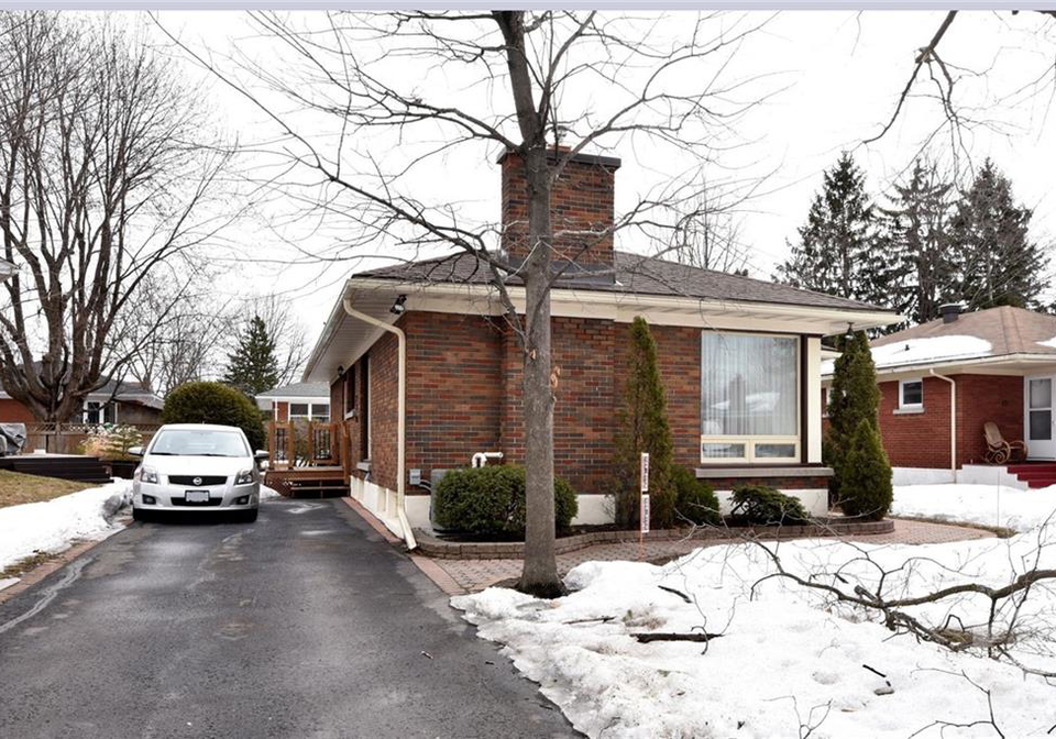 1587-devon-street-ottawa-ontario-1231845