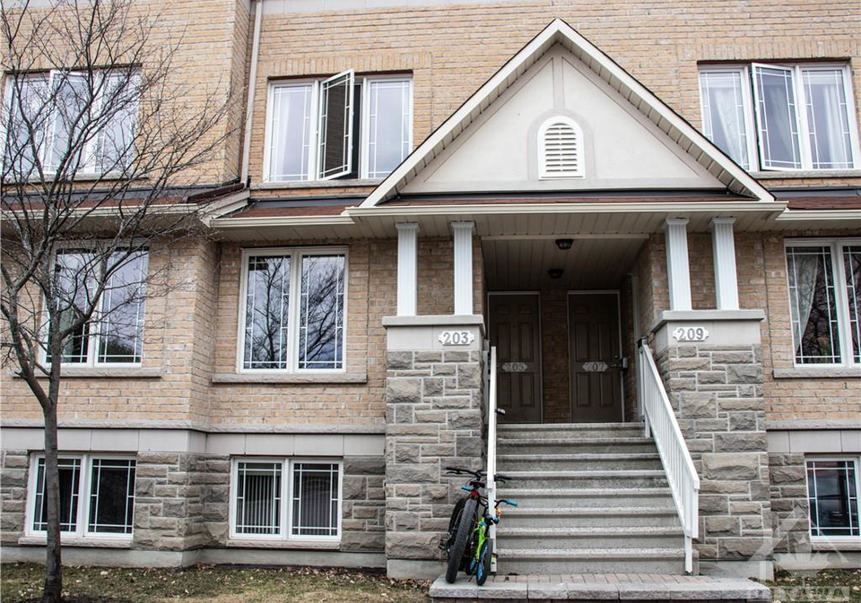 203-paseo-private-ottawa-ontario-1235710