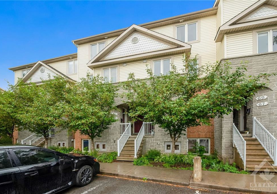 59-strathaven-private-ottawa-ontario-1248851