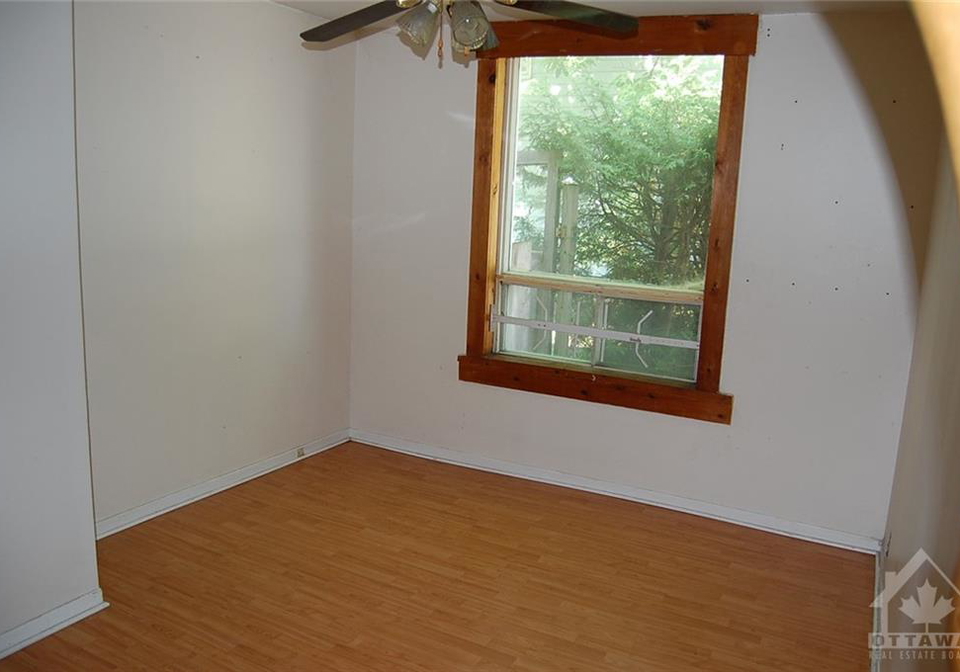 211-armstrong-street-ottawa-ontario-1252507