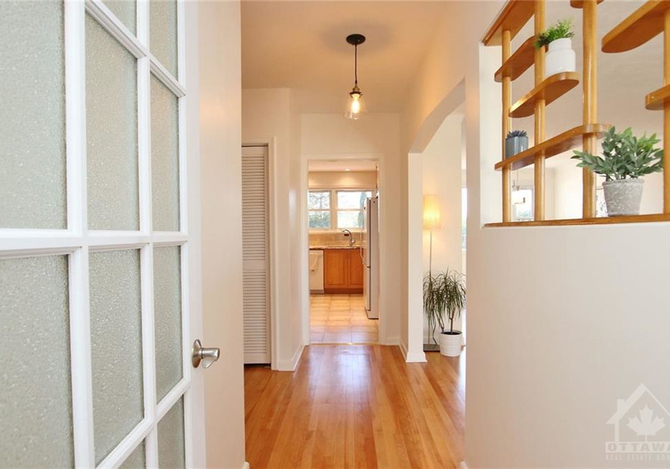 1237-field-street-ottawa-ontario-1269388