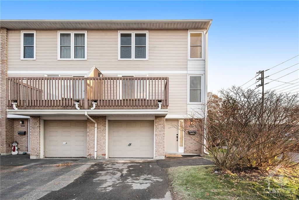 284 DALEHURST Drive , Ottawa