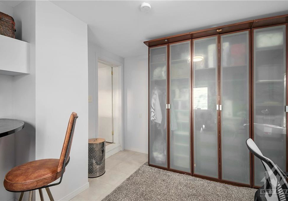 14-poplar-street-ottawa-ontario-1285843