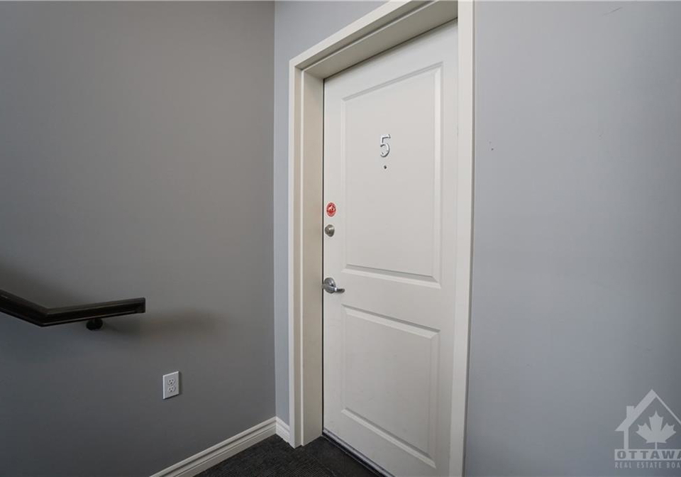 20-prestige-circle-ottawa-ontario-1286487