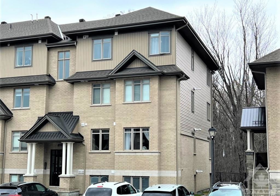 1020-beryl-private-ottawa-ontario-1287305