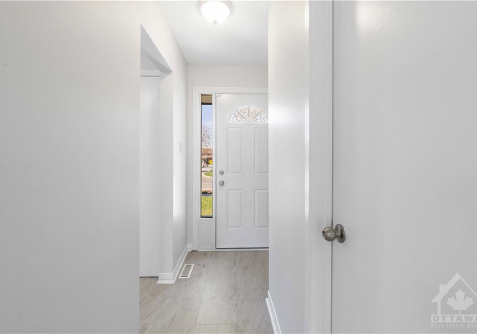 2276-orient-park-drive-ottawa-ontario-1291324