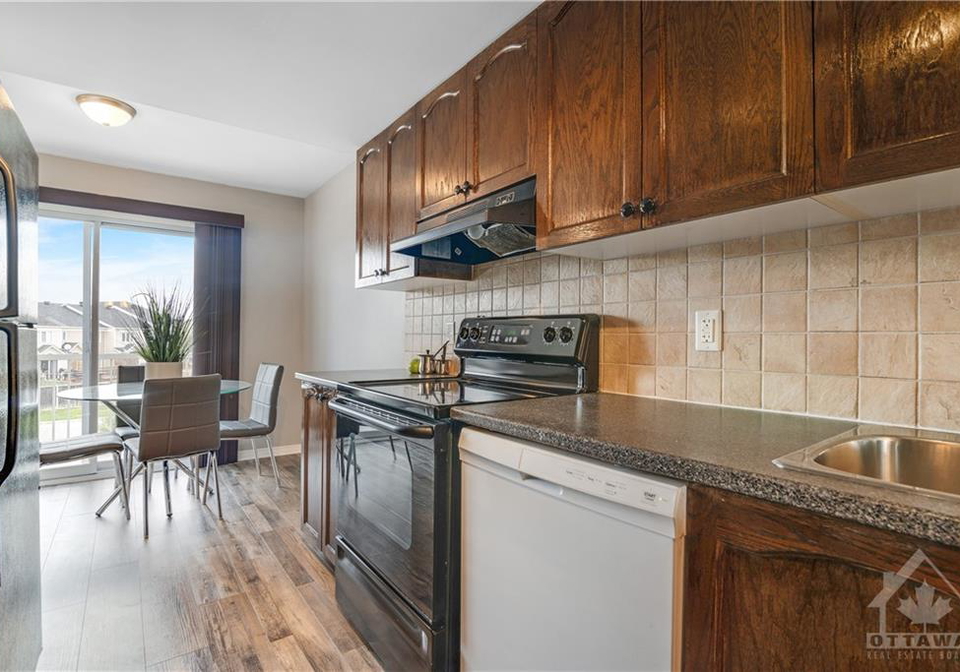 560-lakeridge-drive-ottawa-ontario-1304279