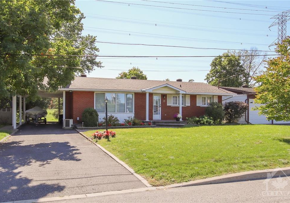 19-sherry-lane-ottawa-ontario-1312259