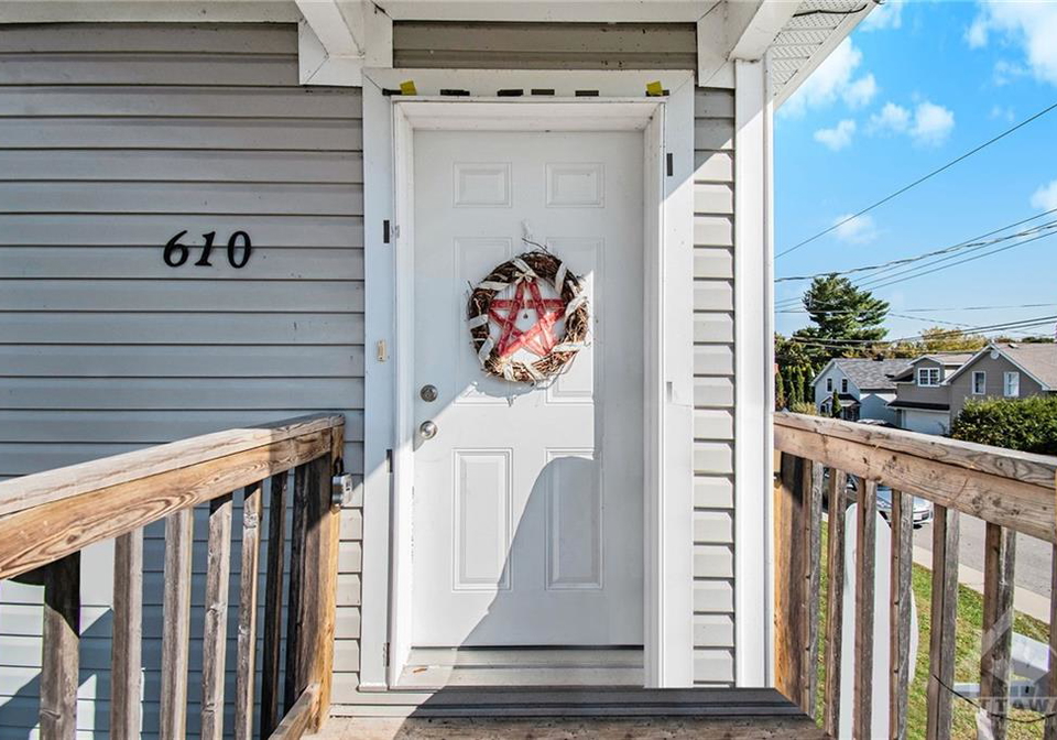 610-st-lawrence-street-prescott-ontario-1318373
