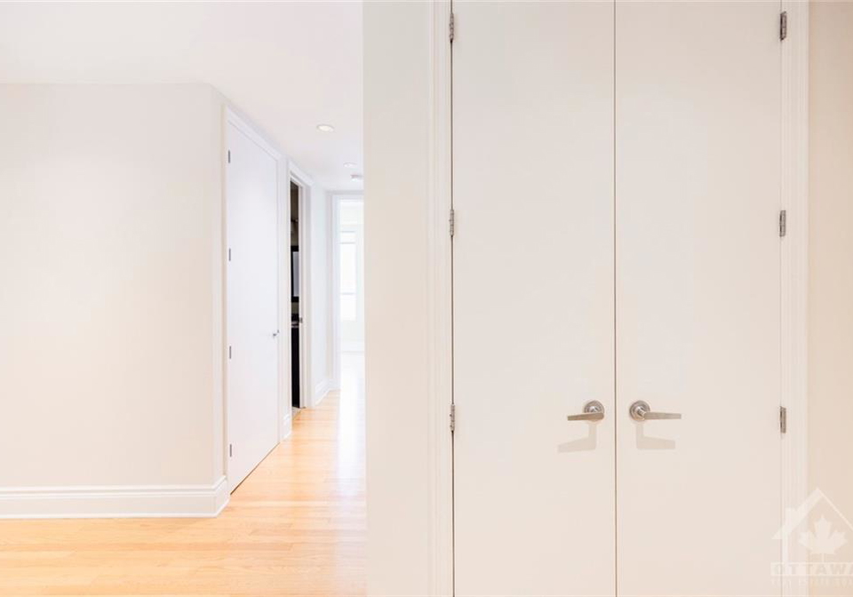 1422-wellington-street-ottawa-ontario-1330217