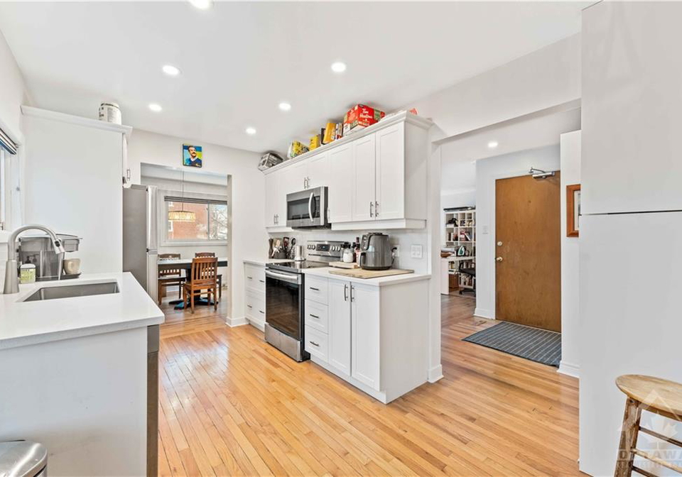 541-evered-avenue-ottawa-ontario-1330403