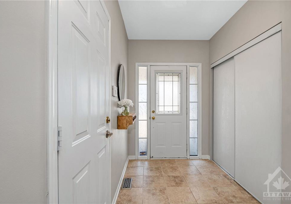 131-braddock-private-ottawa-ontario-1333775