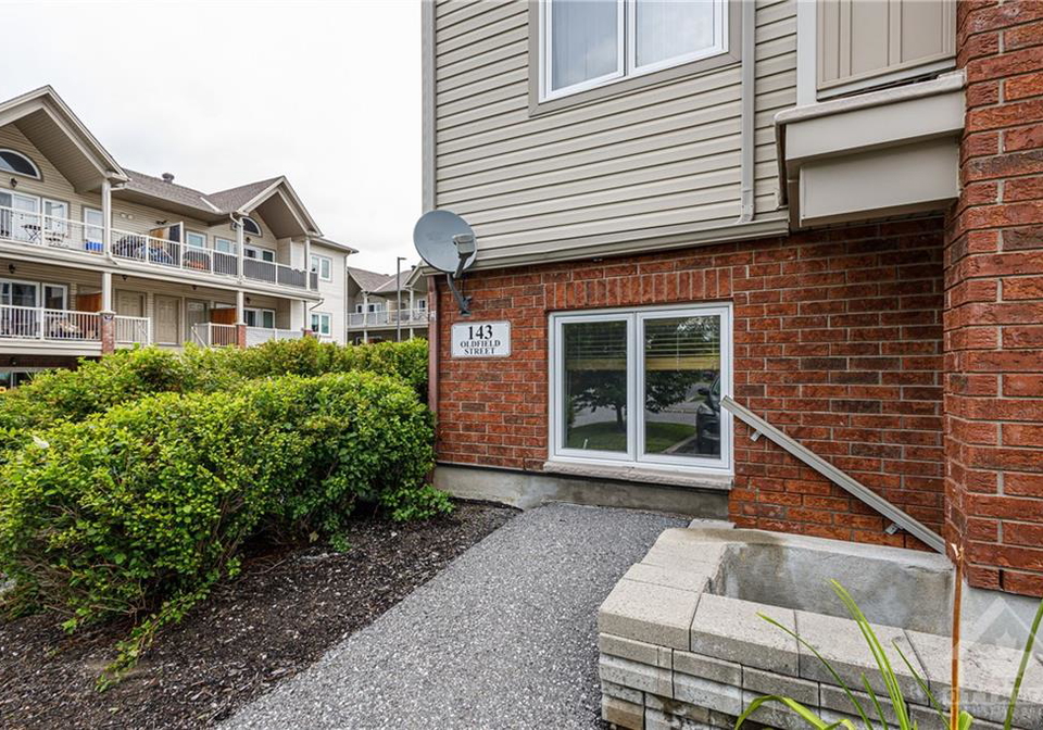 143-oldfield-street-ottawa-ontario-1354080