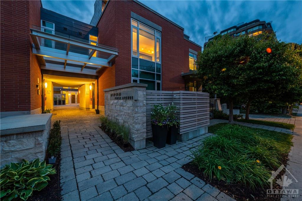 27 FIRST Avenue , Ottawa