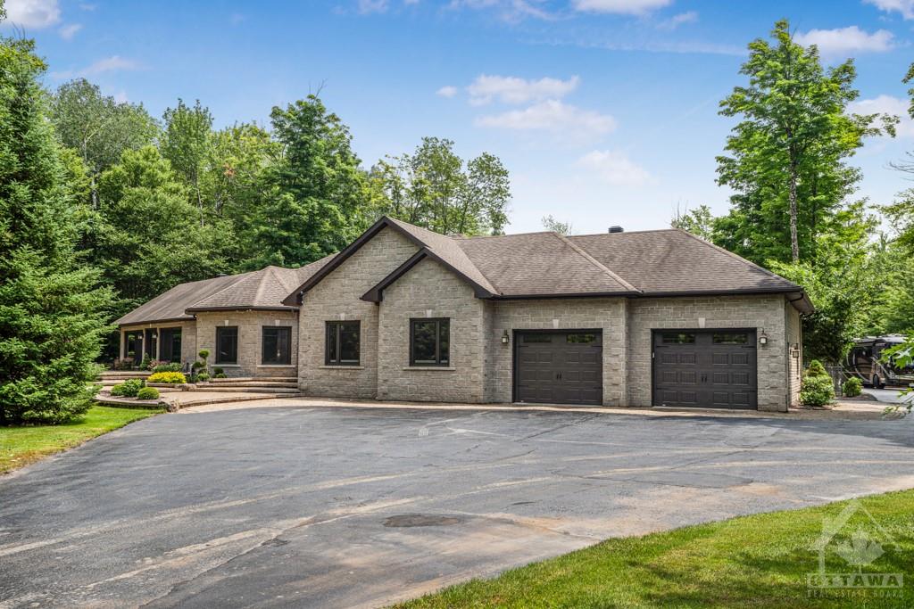 654 FOX RUN Road , Hawkesbury