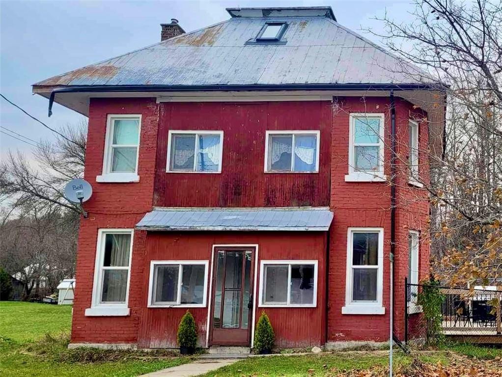 1977 Foresters Falls Road, Foresters Falls