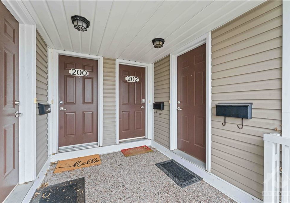 204-chapman-mills-drive-ottawa-ontario-1376578