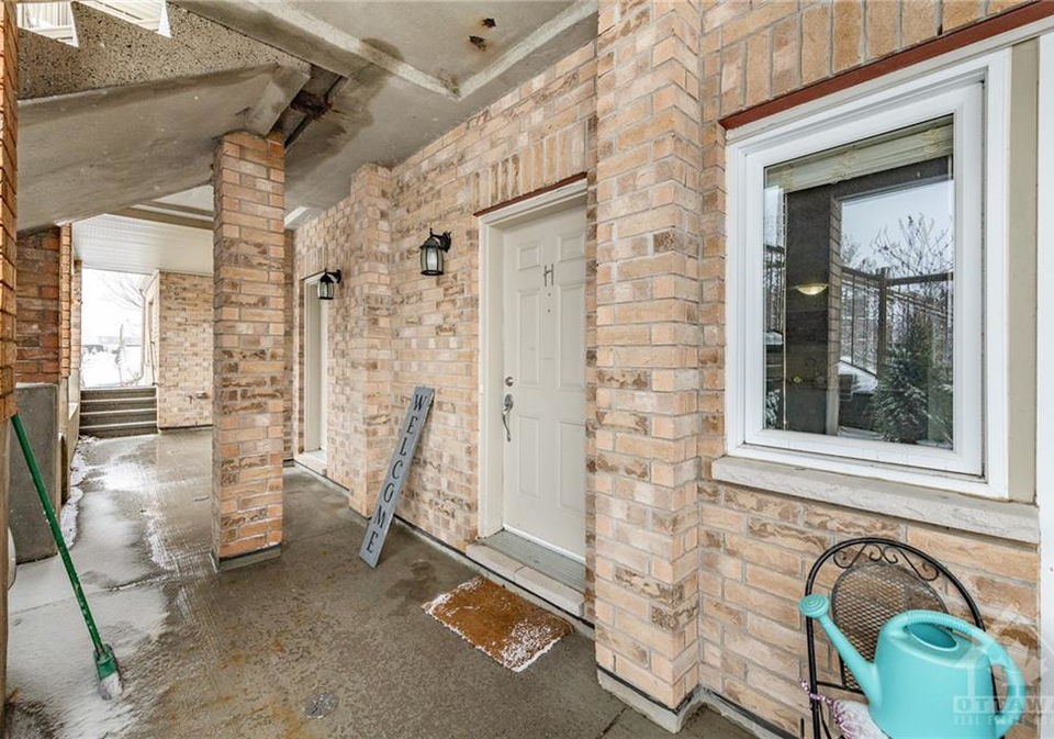 366-wood-acres-grove-ottawa-ontario-1385754