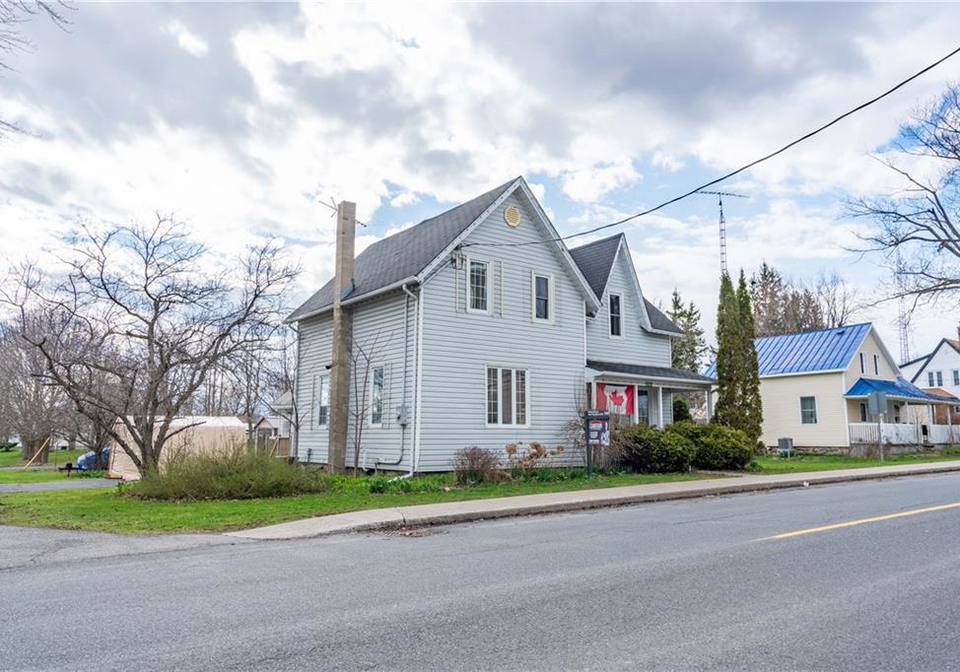 3300-main-street-avonmore-ontario-1386449