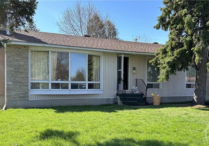 18-majestic-drive-ottawa-ontario-1388054