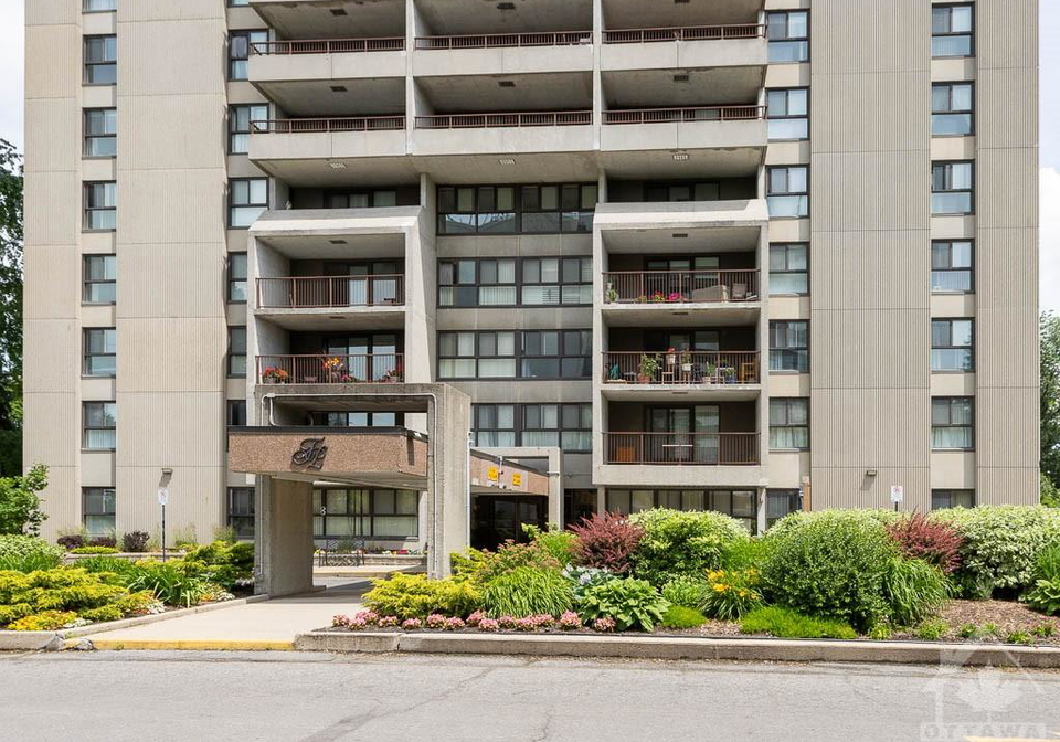 1785-frobisher-lane-ottawa-ontario-1389975