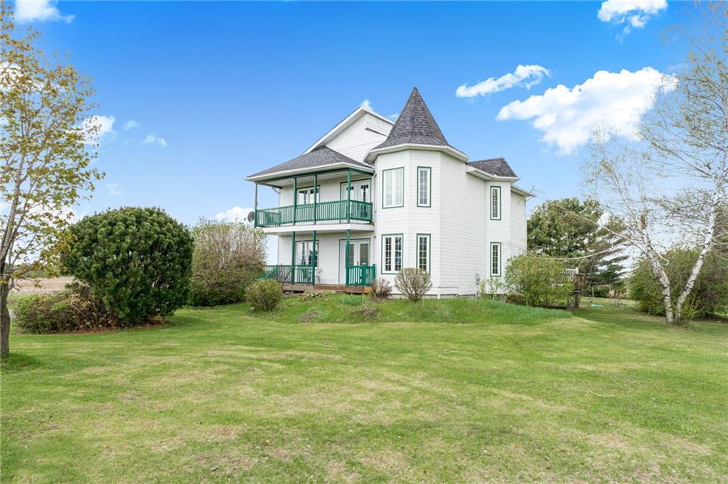 1170 Des Cedres Street, ChuteABlondeau