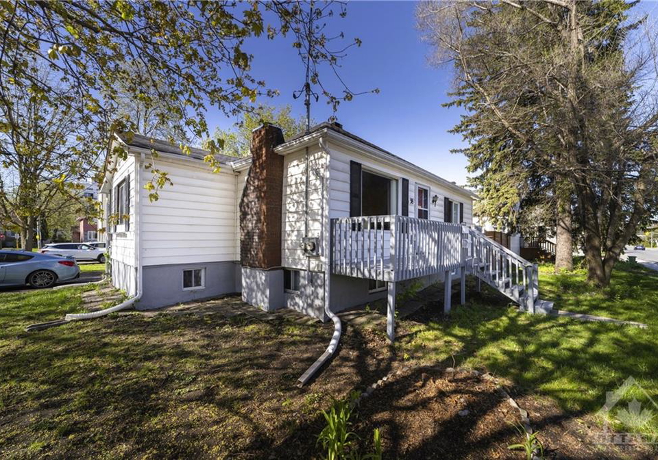 98-queen-mary-street-ottawa-ontario-1398596