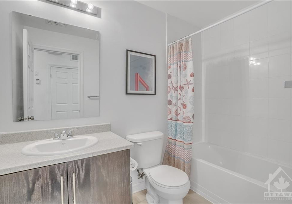 334-everest-private-ottawa-ontario-1400983