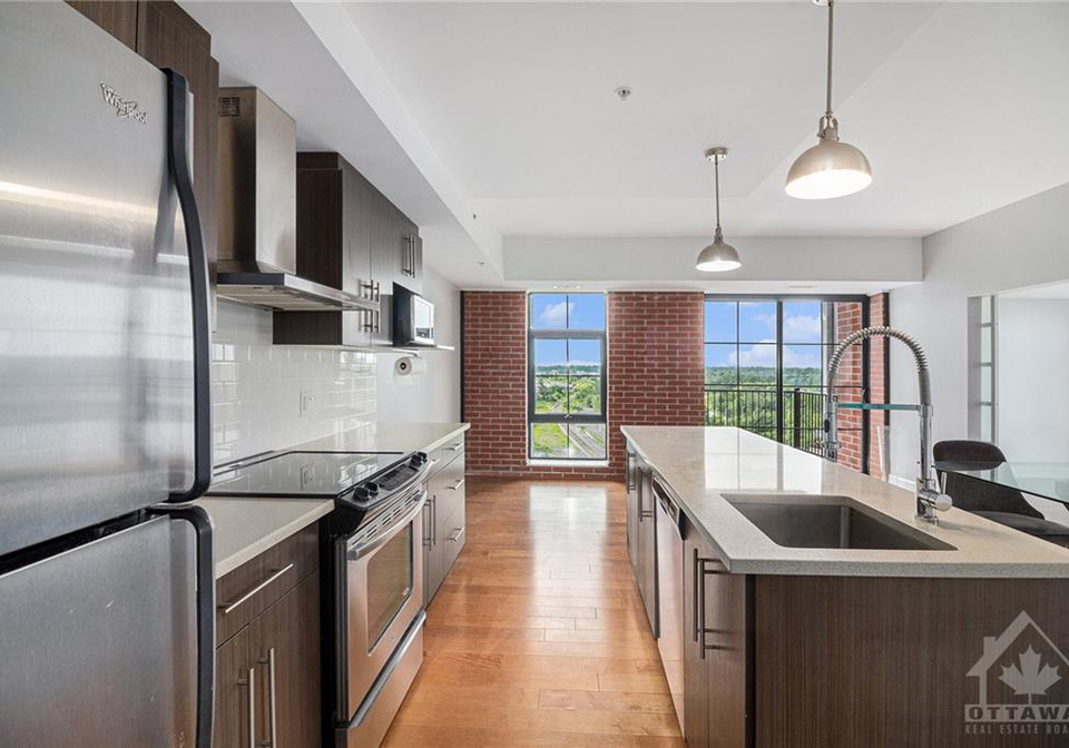 555-anand-private-ottawa-ontario-1402869