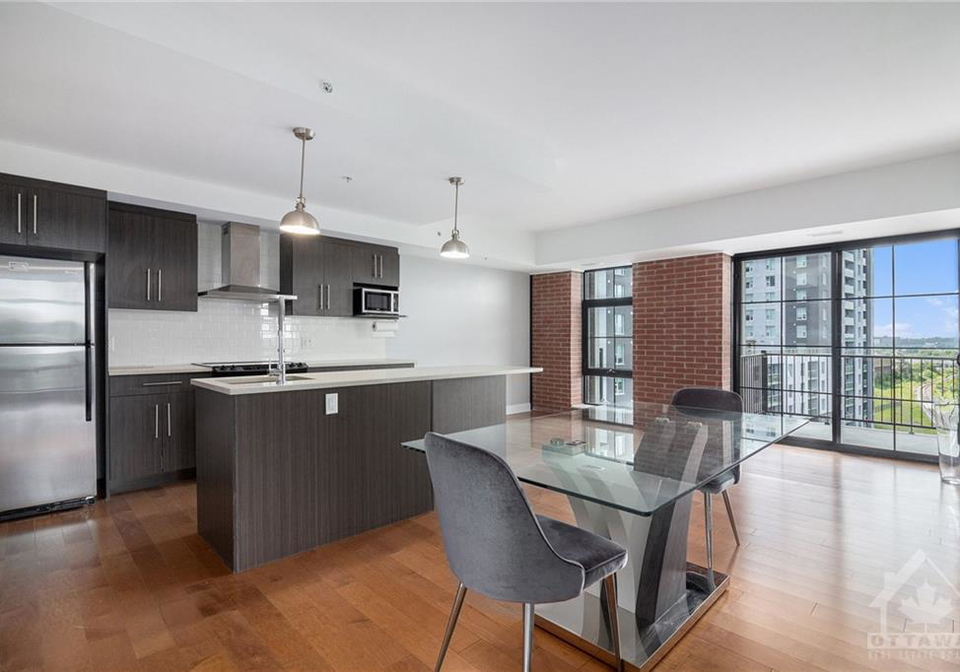 555-anand-private-ottawa-ontario-1402869