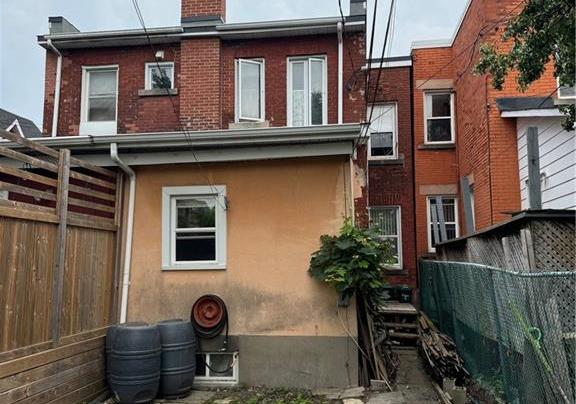 9-larch-street-ottawa-ontario-1404473