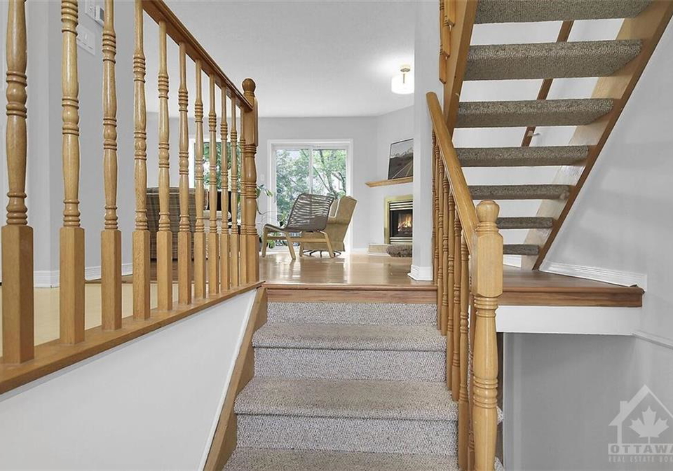 1563-fisher-avenue-ottawa-ontario-1404926