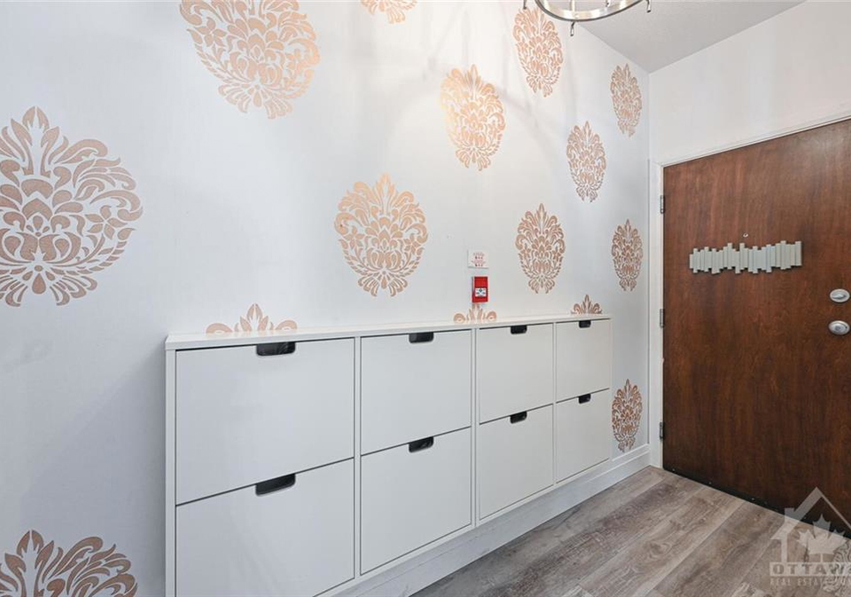 1067-beryl-private-ottawa-ontario-1405290