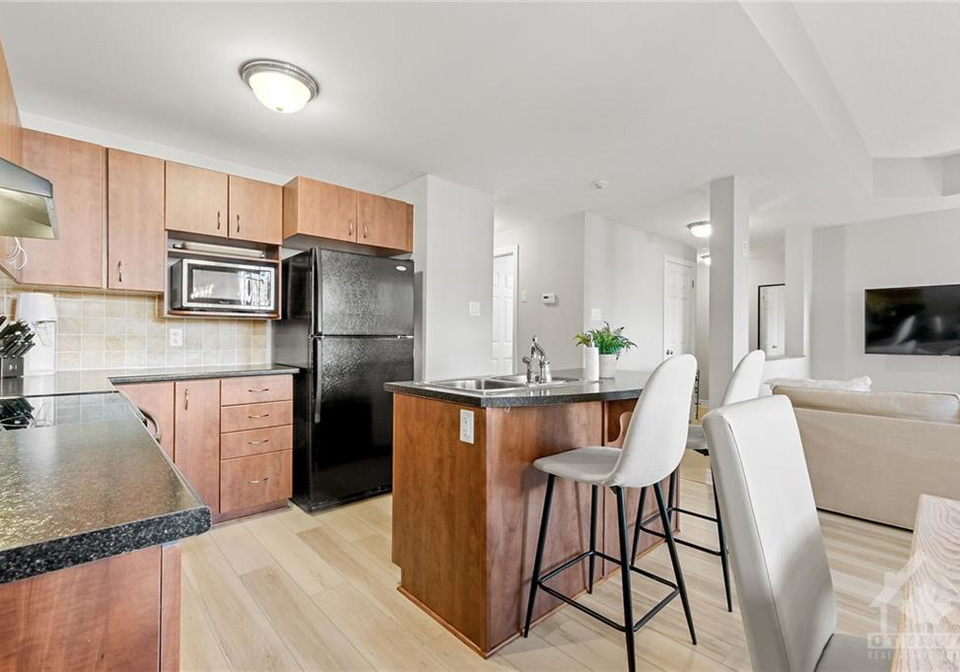 200-paseo-private-ottawa-ontario-1406461