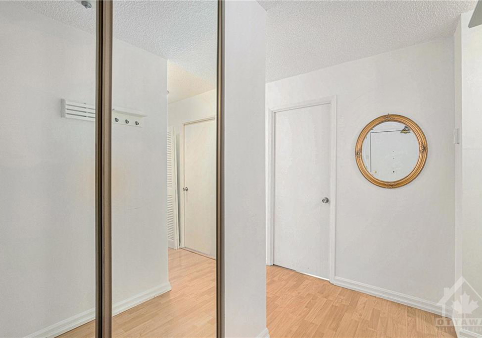 500-laurier-avenue-ottawa-ontario-1406890