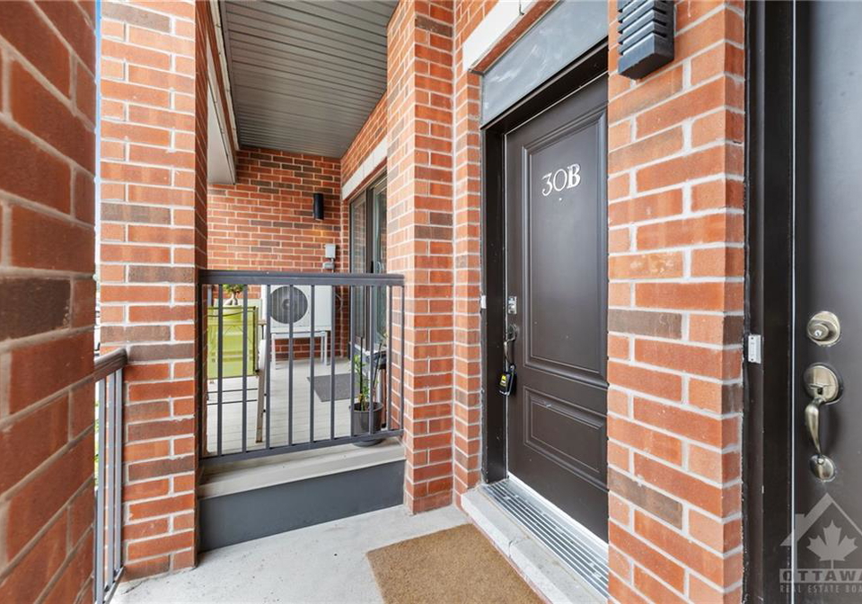 30-jaguar-private-ottawa-ontario-1408595