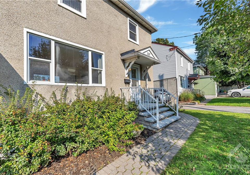 137-marquette-avenue-ottawa-ontario-1408900