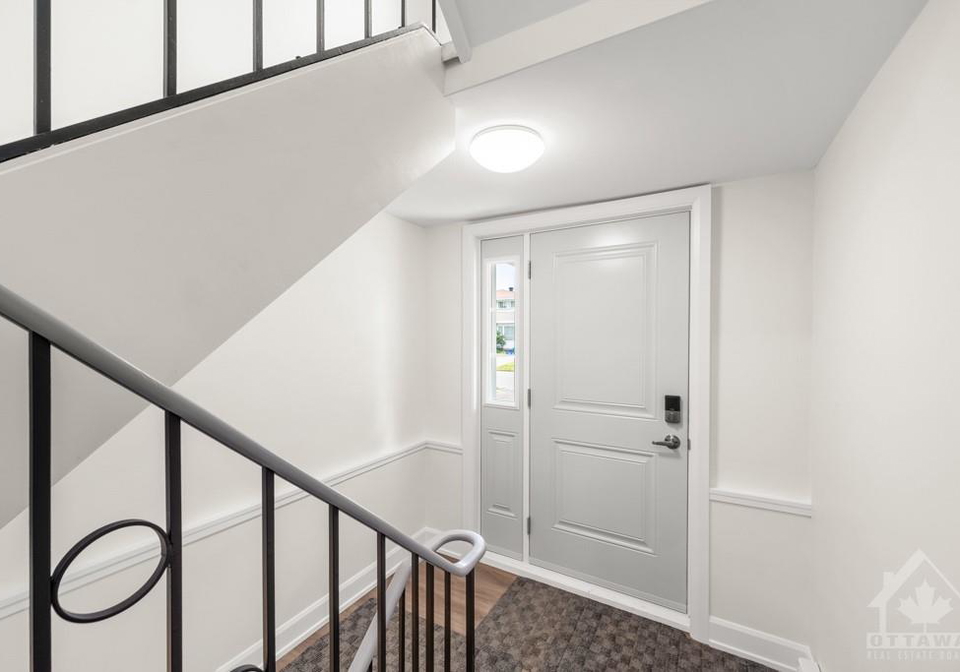 1436-bellamy-street-ottawa-ontario-1409155