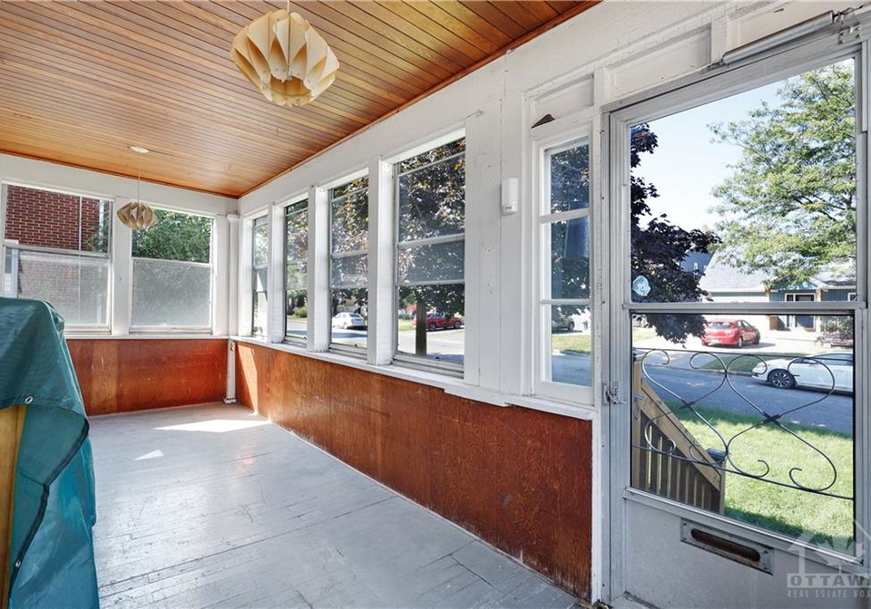 2235-webster-avenue-ottawa-ontario-1411234