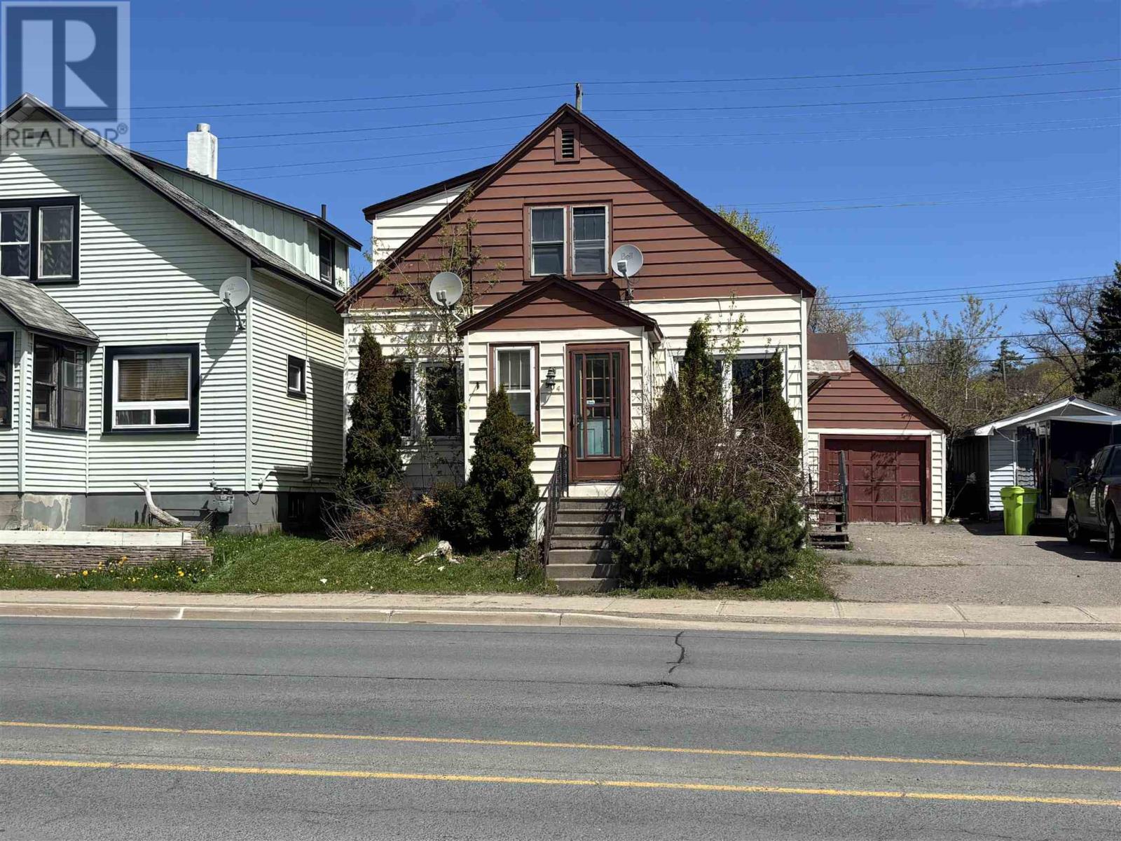 904-wellington-st-e-sault-ste-marie-ontario-sm252324