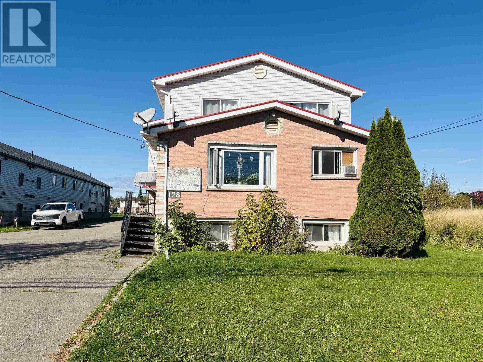 128-second-lin-w-sault-ste-marie-ontario-sm253131