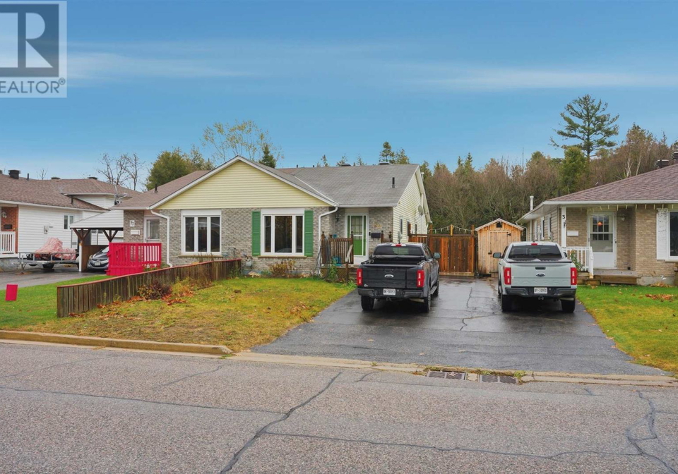 29-laurier-road-elliot-lake-ontario-sm253254
