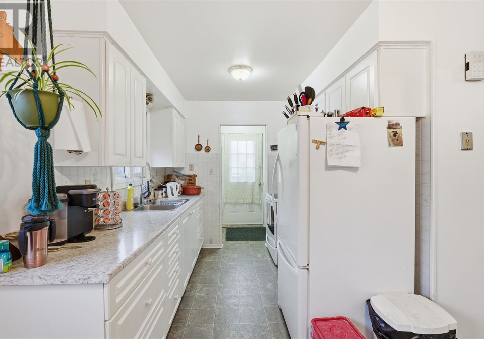 29-laurier-road-elliot-lake-ontario-sm253254