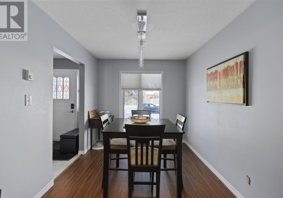 27-golf-range-crescent-sault-ste-marie-ontario-sm253409