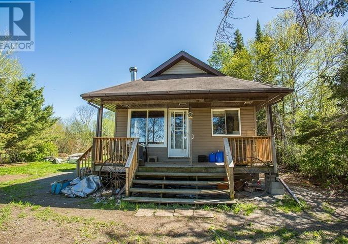 shaw-road-algoma-unorganized-north-part-ontario-sm253482