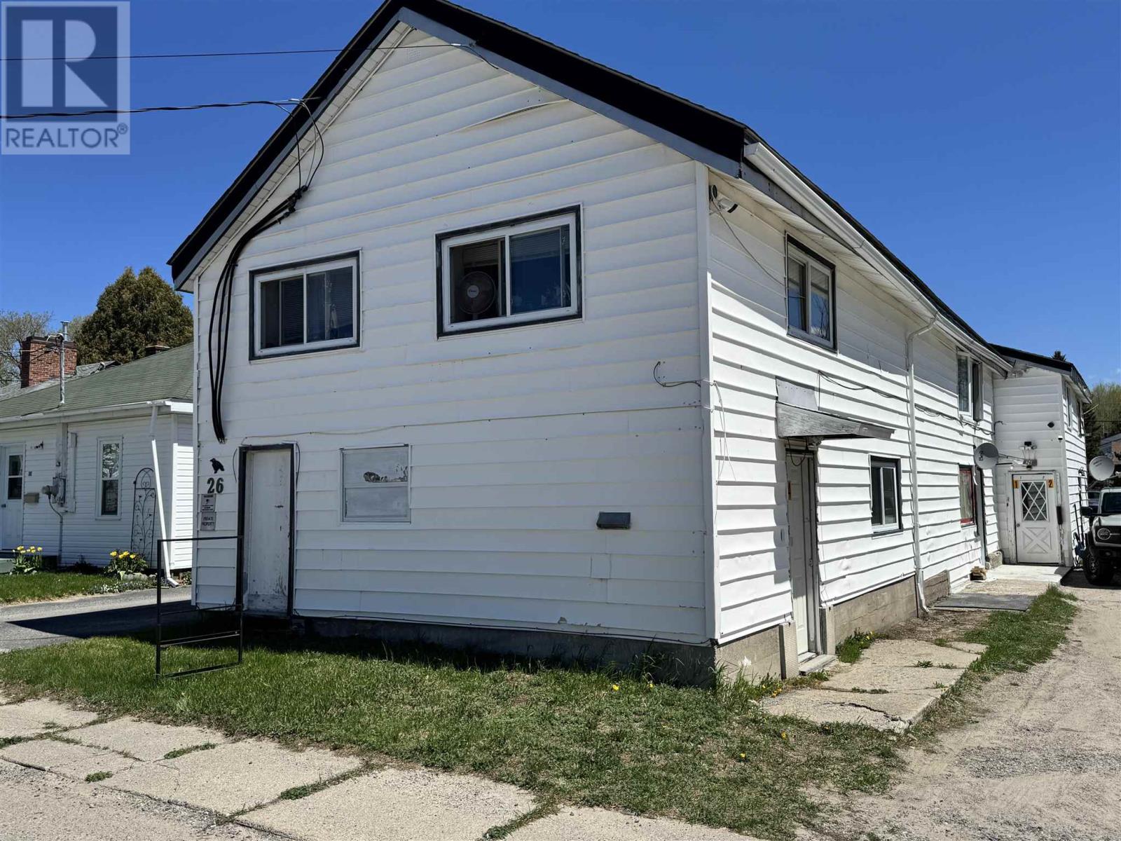 26-connaught-st-chapleau-ontario-sm253512