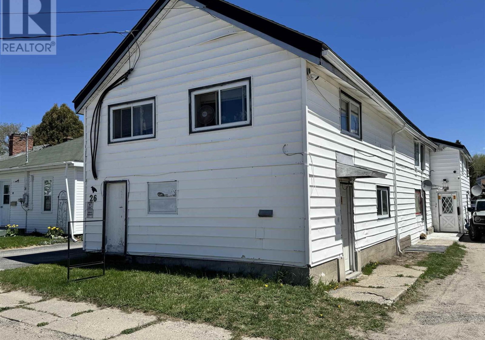 26-connaught-st-chapleau-ontario-sm253512