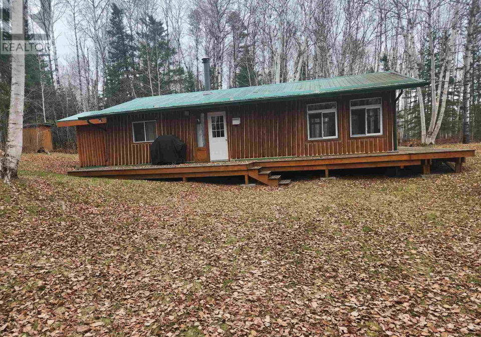man031-whitefish-lake-maness-township-ontario-sm260047